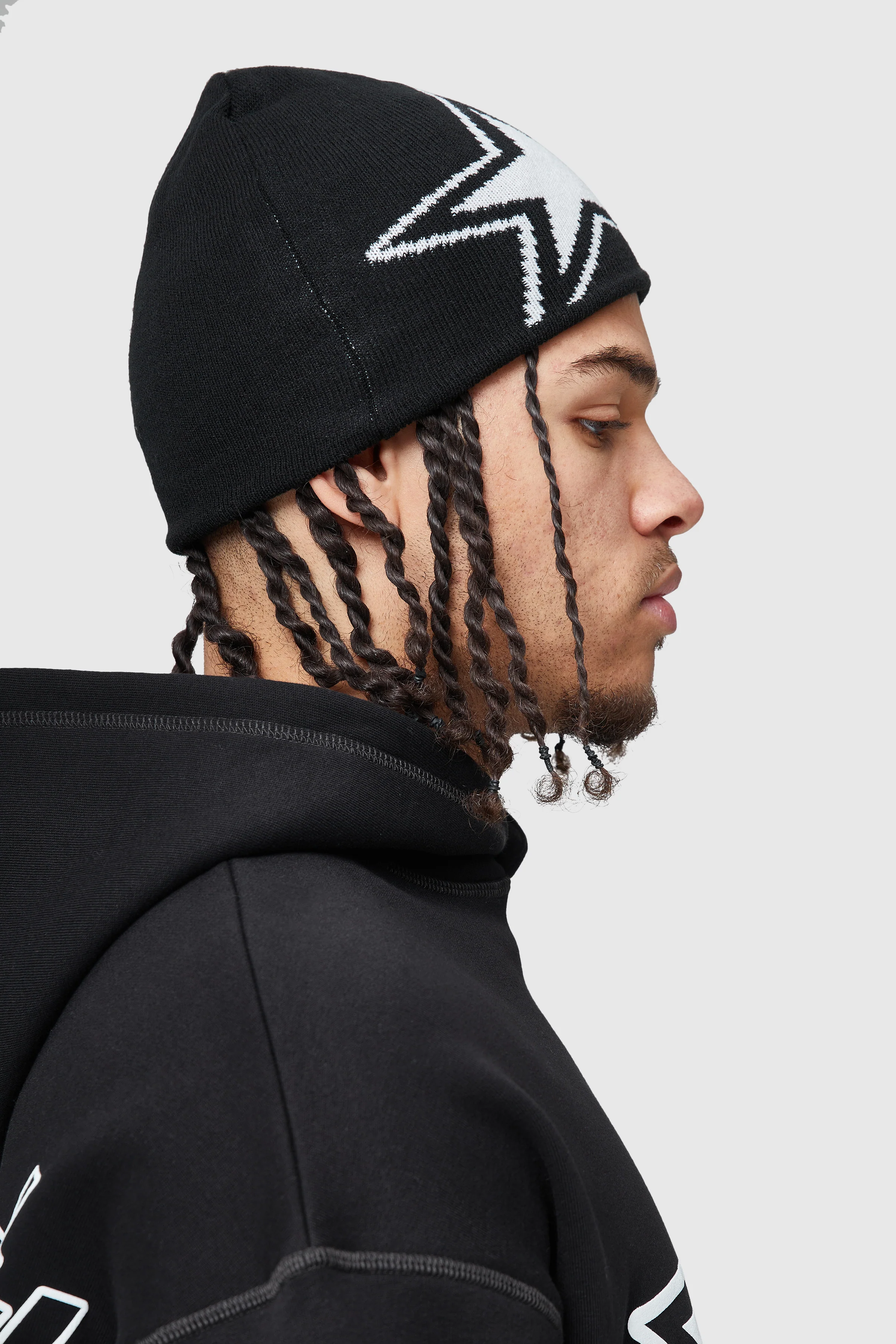 LW Star Skull Beanie - Black - Image 4